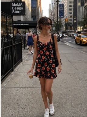 Forever21 Ruffled Floral Flowy Black Mini Dress